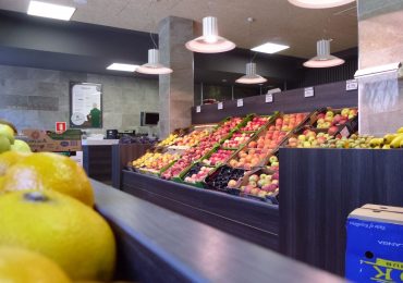 Iluminación Led frutería Legazpi