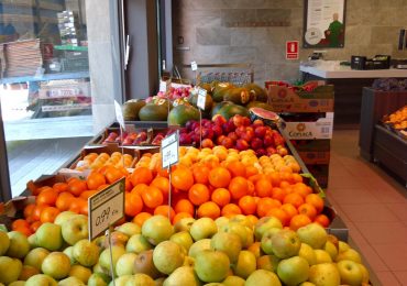 Iluminación Led frutería Legazpi